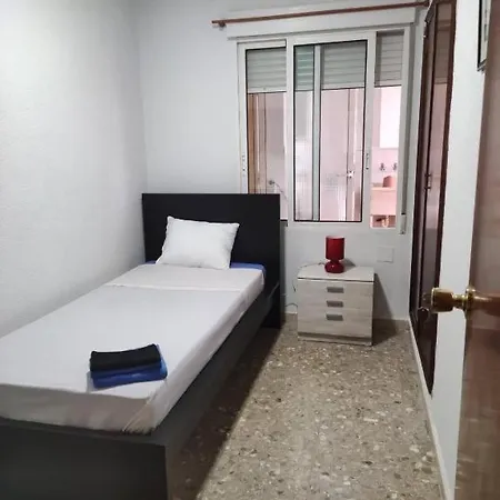 Homestay 35-6-2- Комната В Квартире Для 1 Человека В Аликанте *